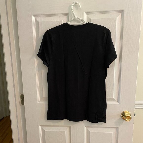 HANES Black T Shirt Short Sleeve with Pink Floyd Band Text and Image Size M - Picture 7 of 8